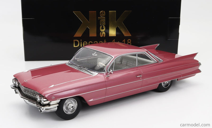 Cadillac Series 62 Coupe Deville 1961 1:18 KK Scale ružová