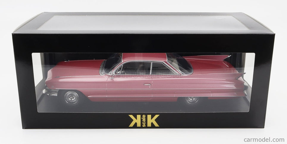 Cadillac Series 62 Coupe Deville 1961 1:18 KK Scale ružová
