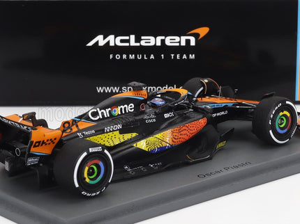 McLAREN | F1  MCL60 TEAM McLAREN N 81 6th ABU DHABI GP 2023 OSCAR PIASTRI | ORANGE BLUE BLACK