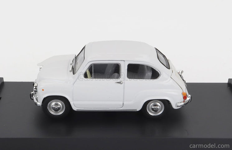 Fiat 600D 1965 1:43 Brumm biela
