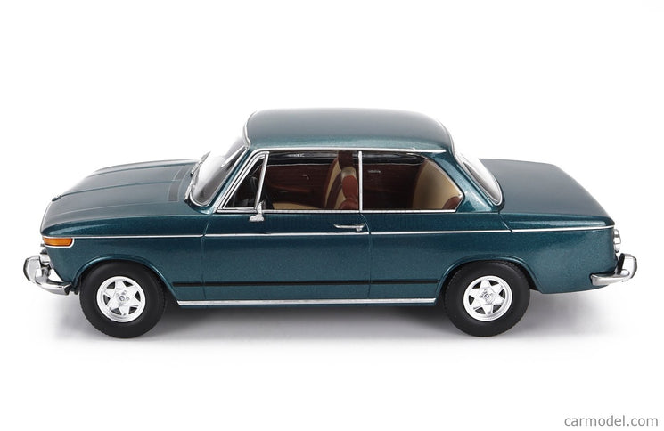 BMW 2002Ti Diana 1970 1:18 KK Scale modrá metalická