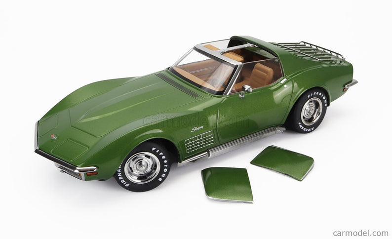 Chevrolet Corvette C3 1972 - With Removable Roof Parts 1:18 KK Scale zelená