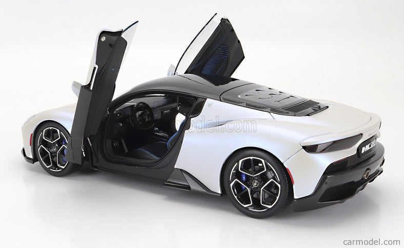 Maserati MC20 Gloss Black Roof 2020 1:18 BBR Models biela Audace - biela