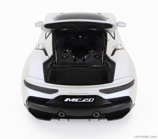 Maserati MC20 Gloss Black Roof 2020 1:18 BBR Models biela Audace - biela
