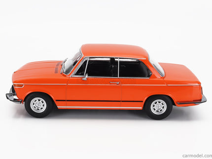 BMW 1502 2-SERIES 1974 1:18 KK Scale oranžová