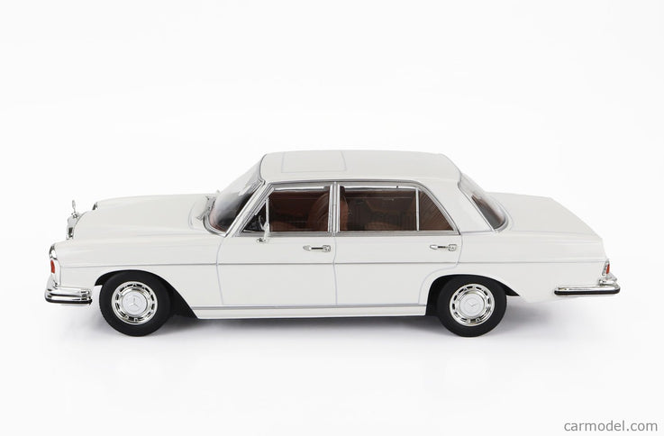 Mercedes Benz S-Class 300SEL 6.3 (W108) 1967-1972 1:18 KK Scale biela