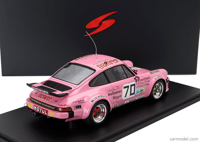 Porsche 911 934 3.0L Turbo Team Perrier N°70 24h Le Mans 1981 Thierry Perrier - Valentin Bertapelle - Bernard Salam 1:18 Spark Model ružová