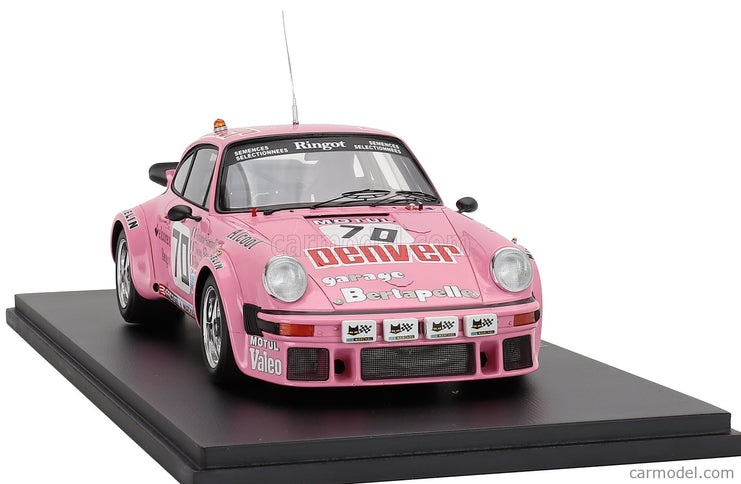 Porsche 911 934 3.0L Turbo Team Perrier N°70 24h Le Mans 1981 Thierry Perrier - Valentin Bertapelle - Bernard Salam 1:18 Spark Model ružová