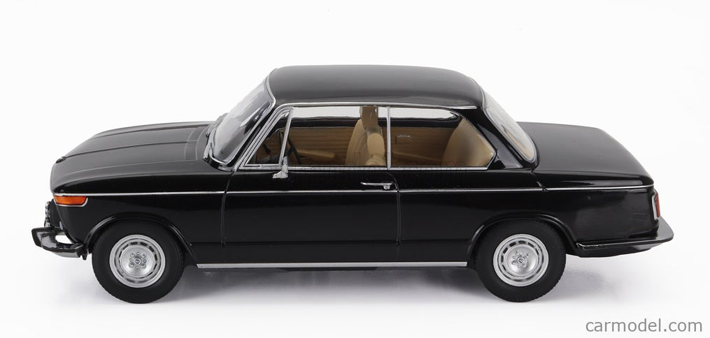 BMW L2002 Tii 2-SERIES 1974 1:18 KK Scale čierna