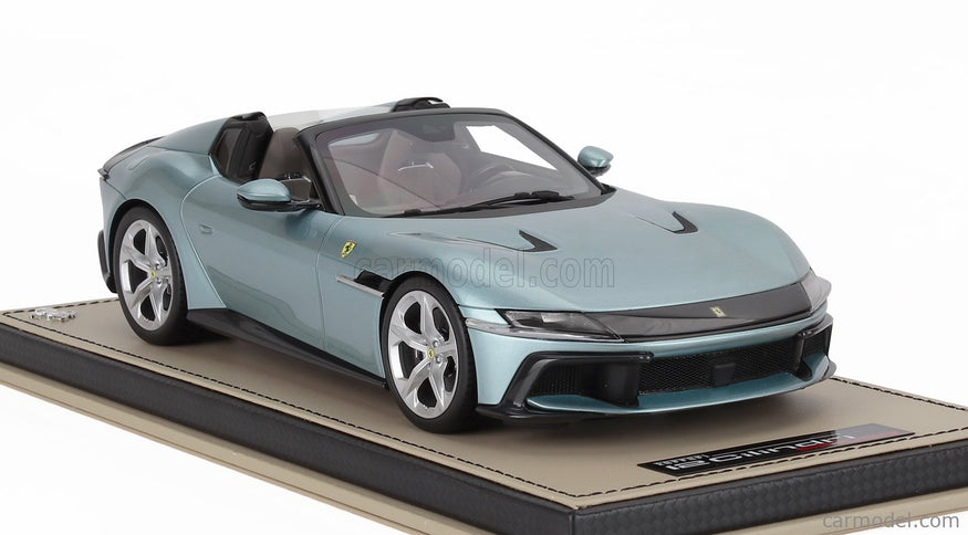 Ferrari 12CILINDRI Spider V12 830cv 2024 1:18 MR Models bledomodrá Trevi - svetlomodrá metalická