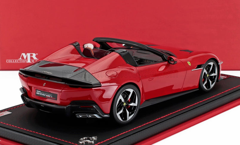 FERRARI | 12CILINDRI SPIDER V12 830cv 2024 - CON VETRINA - WITH SHOWCASE | ROSSO CORSA - RED