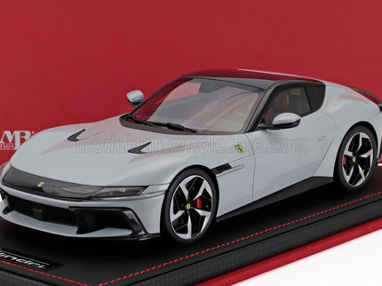 FERRARI | 12CILINDRI COUPE V12 830cv 2024 - CON VETRINA - WITH SHOWCASE | BIANCO ARTICO - WHITE MET