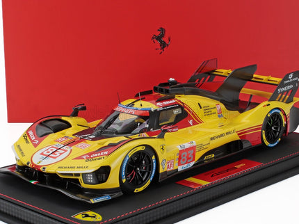 FERRARI | 499P 3.0L TURBO V6 TEAM AF CORSE N  83 24h LE MANS 2024 ROBERT KUBICA - ROBERT SHWARTZMAN - YIFEI YE - CON VETRINA - WITH SHOWCASE | YELLOW RED