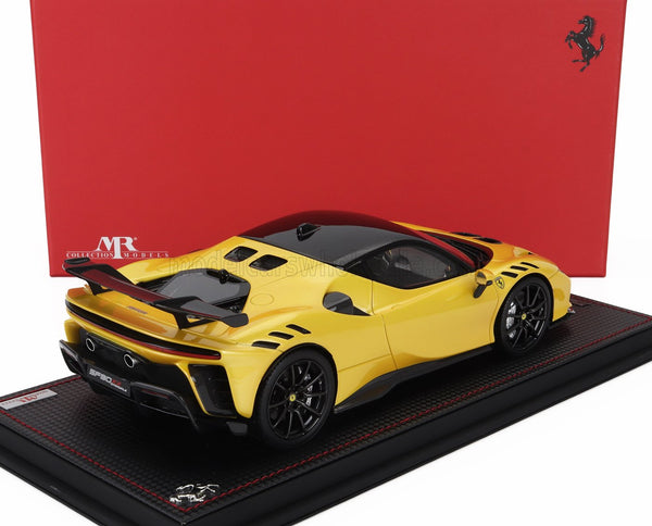 FERRARI | SF90 XX STRADALE 2024 - CON VETRINA - WITH SHOWCASE | GIALLO TRISTRATO - YELLOW MET BLACK