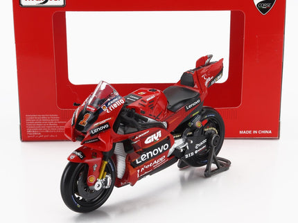 DUCATI | SET 2X DESMOSEDICI GP23 TEAM LENOVO N 1 WORLD CHAMPION MOTOGP SEASON 2023 FRANCESCO BAGNAIA + N 23 MOTOGP SEASON 2023 ENEA BASTIANINI | RED