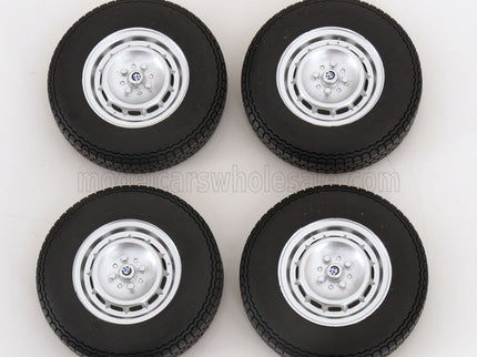 ACCESSORIES | SET 4X WHEELS AND RIMS FOR BMW 2002 1971 | BLACK CHROME