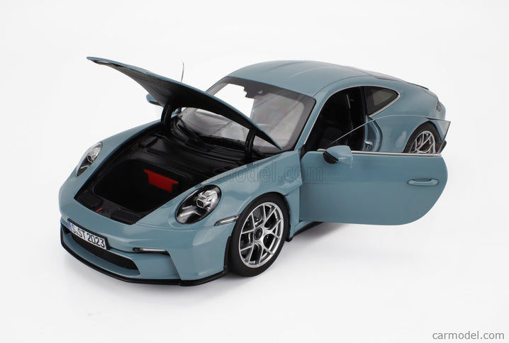 Porsche 911 992 S/T Coupe 2023 1:18 Norev Meissen modrá