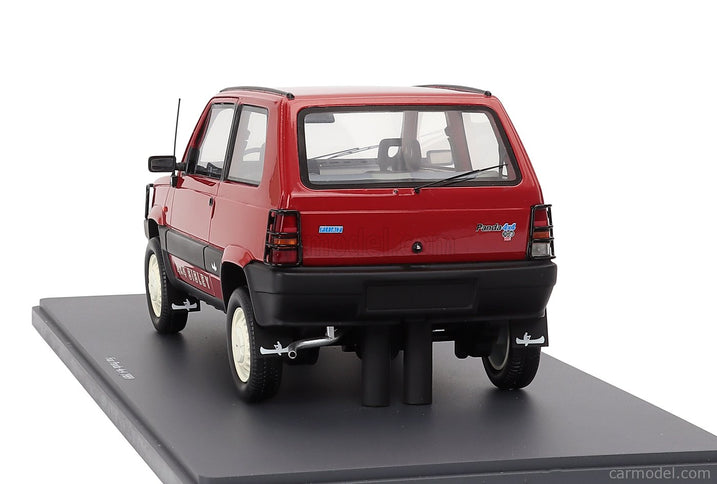 Fiat Panda 4x4 1989 1:18 Schuco červená