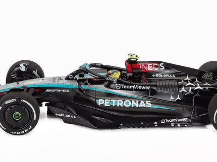 Mercedes Benz F1 W15 EQ Performance Team AMG Petronas Motorsport N°44 4. Miesto Austrian GP 2024 Lewis Hamilton 1:18 Minichamps čierna strieborná zelená