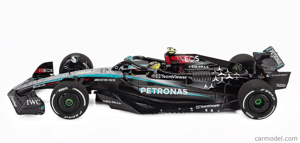 Mercedes Benz F1 W15 EQ Performance Team AMG Petronas Motorsport N°44 4. Miesto Austrian GP 2024 Lewis Hamilton 1:18 Minichamps čierna strieborná zelená