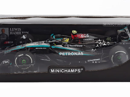 Mercedes Benz F1 W15 EQ Performance Team AMG Petronas Motorsport N°44 4. Miesto Austrian GP 2024 Lewis Hamilton 1:18 Minichamps čierna strieborná zelená