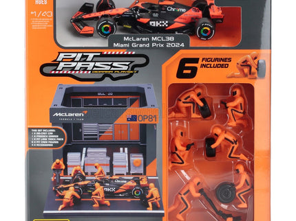 McLAREN | F1  MCL38 DIORAMA GARAGE PIT-STOP TEAM MCLAREN N 81 SEASON 2024 OSCAR PIASTRI WITH CREW FIGURE AND ACCESSORIES | ORANGE BLACK