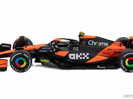 Mercedes Benz Actros 2 Gigaspace Nákladiak Car Transporter With F1 Mclaren MCL38 Team Mclaren N°4 Sezóna 2024 Lando Norris 1:43 Bburago čierna oranžová
