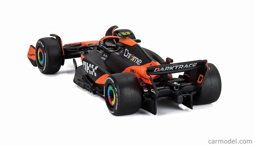 Mercedes Benz Actros 2 Gigaspace Nákladiak Car Transporter With F1 Mclaren MCL38 Team Mclaren N°4 Sezóna 2024 Lando Norris 1:43 Bburago čierna oranžová