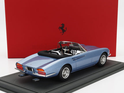 FERRARI | 365 CALIFORNIA s/n08347 SPIDER CABRIOLET GENEVE MOTORSHOW 1966- CON VETRINA - WITH SHOWCASE | LIGHT BLUE MET