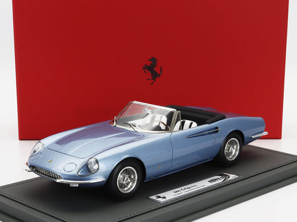 FERRARI | 365 CALIFORNIA s/n08347 SPIDER CABRIOLET GENEVE MOTORSHOW 1966- CON VETRINA - WITH SHOWCASE | LIGHT BLUE MET