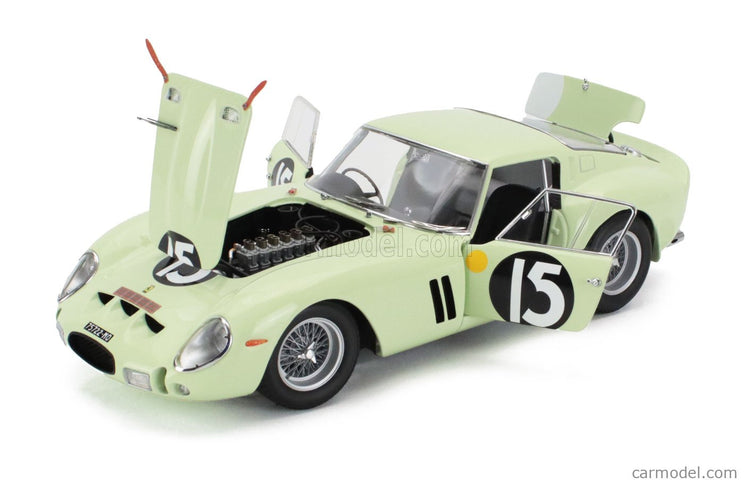 Ferrari 250 GTO RHD N°15 Víťaz Tourist Trophy Goodwood International 1962 Innes Ireland 1:18 Kyosho svetlozelená