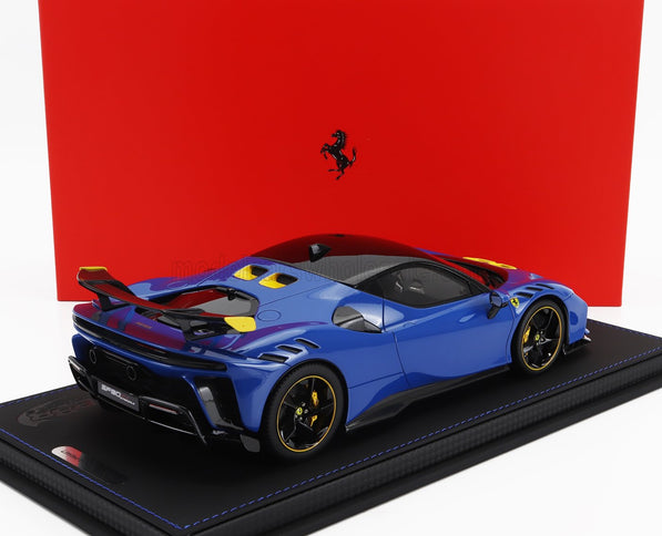 FERRARI | SF90 XX STRADALE 2024 - CON VETRINA - WITH SHOWCASE | AZZURRO DINO - LIGHT BLUE BLACK YELLOW