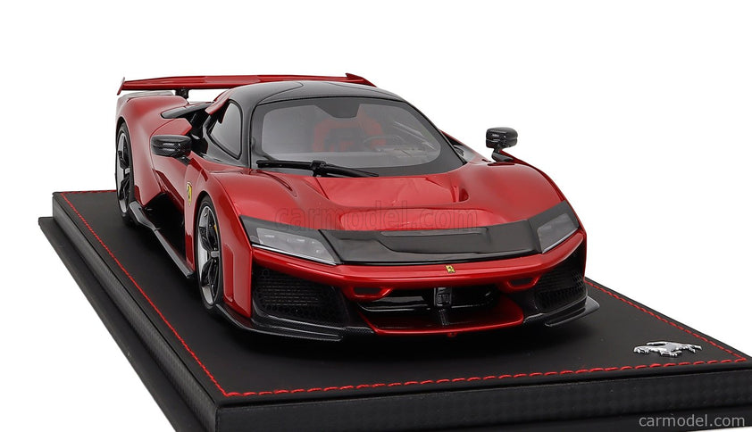 Ferrari F80 2024 - Carbon Silver Disky 1:18 BBR Models červená Supercar - červená metalická čierna