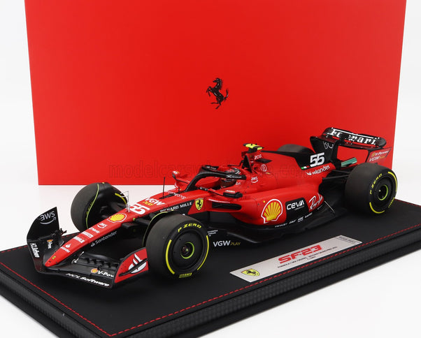 FERRARI | F1  SF-23 TEAM SCUDERIA FERRARI N 55 BELGIUM SPA GP 2023 CARLOS SAINZ - CON VETRINA - WITH SHOWCASE | RED BLACK