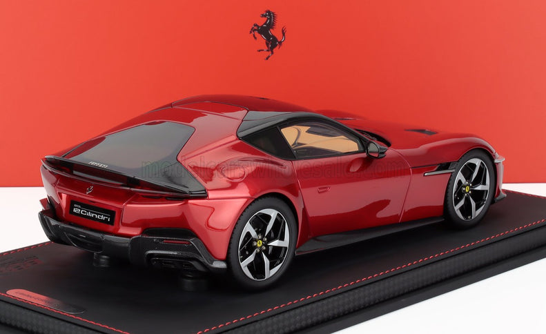 FERRARI | 12CILINDRI V12 830cv PANORAMIC ROOF 2024 - CON VETRINA - WITH SHOWCASE | ROSSO FUOCO - RED MET BLACK