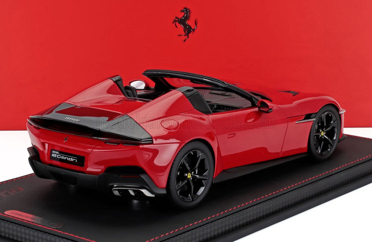 FERRARI | 12CILINDRI V12 830cv SPIDER OPEN 2024 - CON VETRINA - WITH SHOWCASE | ROSSO CORSA - RED