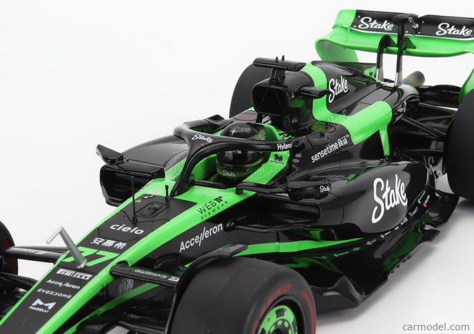 Sauber F1 C44 Team Stake Kick N°77 Japan GP 2024 Valtteri Bottas 1:18 Solido zelená čierna