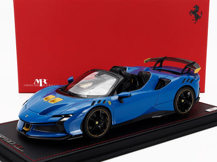 FERRARI | SF90 XX STRADALE SPIDER 2024 - CON VETRINA - WITH SHOWCASE | AZZURRO DINO - LIGHT BLUE BLACK YELLOW