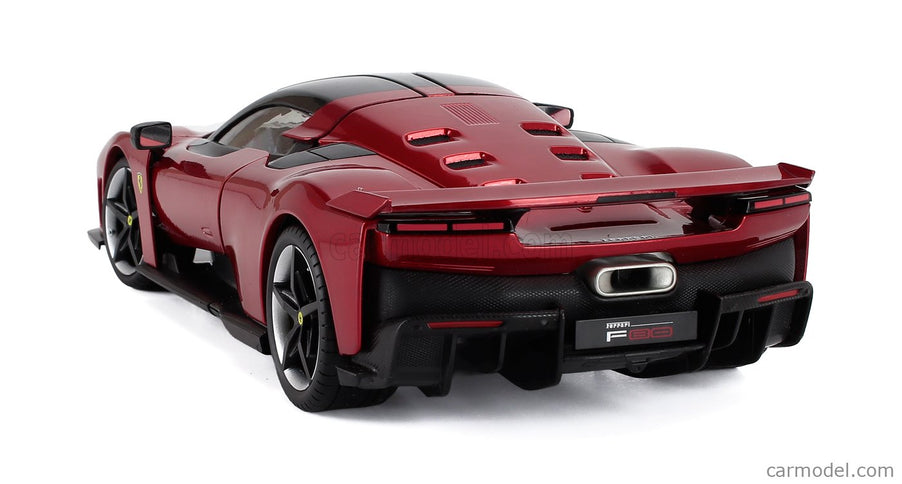 Ferrari F80 2024 - Silver Black Kolesá 1:18 Bburago červená Supercar - červená metalická