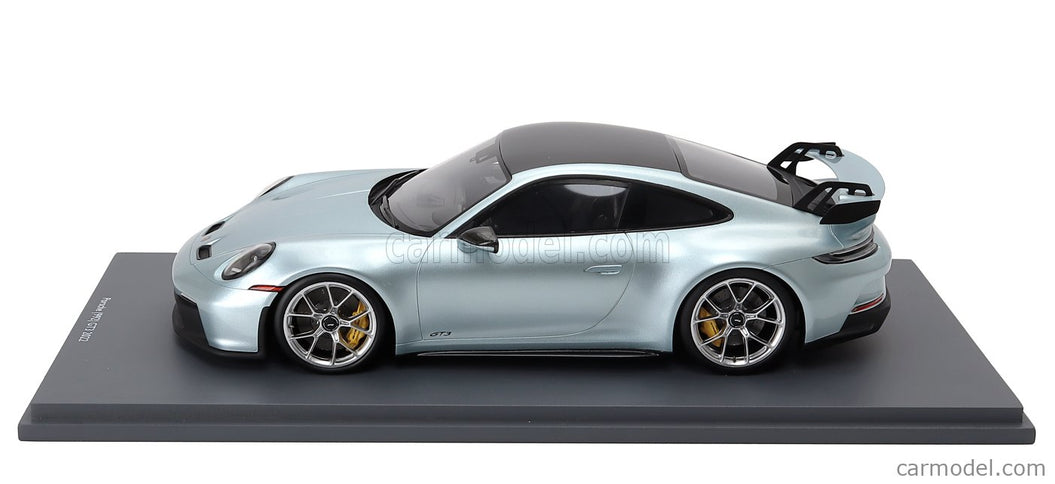 Porsche 911 992 GT3 Coupe 2022 1:18 Schuco strieborná čierna