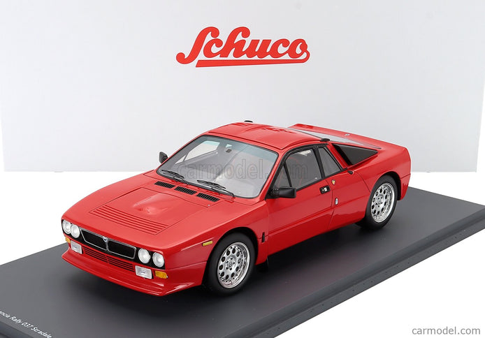 Lancia 037 Street Version 1982 1:18 Schuco červená