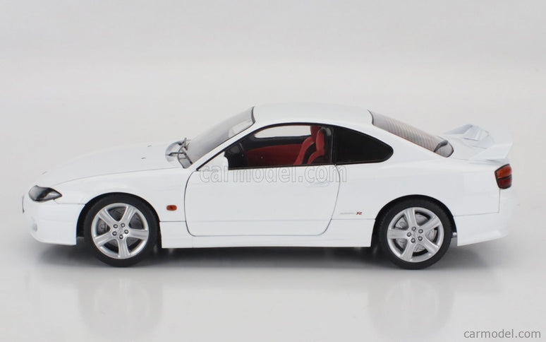 Nissan Silvia (S15) Coupe Spec-R Aero 1999 1:18 Solido biela