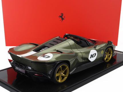 FERRARI | DAYTONA SP3 SERIE ICONA N 10 OPEN ROOF 2022 - CON VETRINA - WITH SHOWCASE | VERDE MANZONI LUCIDO - GREEN MET SILVER