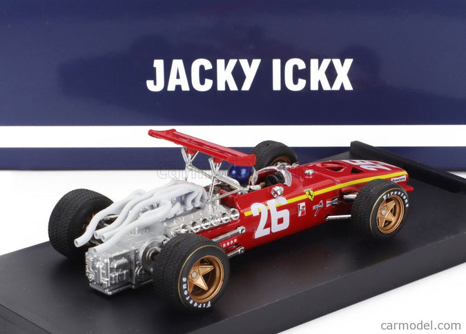 Ferrari F1 312 N°26 Víťaz France GP 1968 Jacky Ickx - With Driver Figúrka 1:43 Brumm červená biela