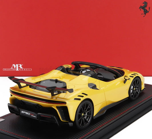 FERRARI | SF90 XX STRADALE SPIDER 2024 - CON VETRINA - WITH SHOWCASE | GIALLO TRISTRATO - YELLOW MET BLACK