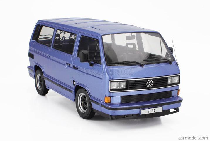 Volkswagen T3 Porsche B32 Minibus 1984 1:18 KK Scale svetlomodrá