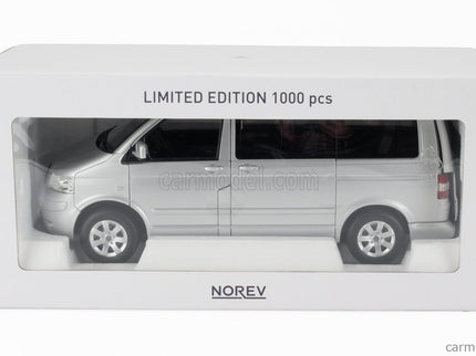 Volkswagen T5 Multivan Minibus 2003 1:18 Norev strieborná