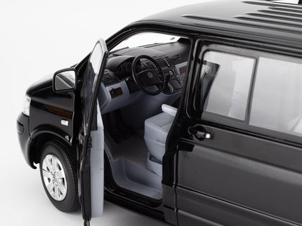 Volkswagen T5 Multivan Minibus 2003 1:18 Norev čierna