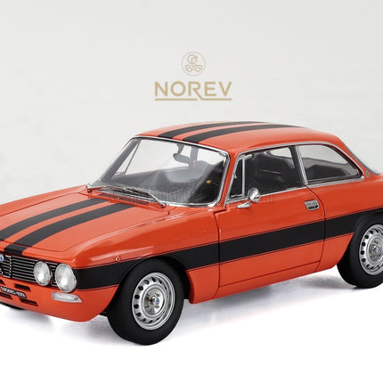ALFA ROMEO 2000 Gtv 1973 1:18 Norev oranžová čierna