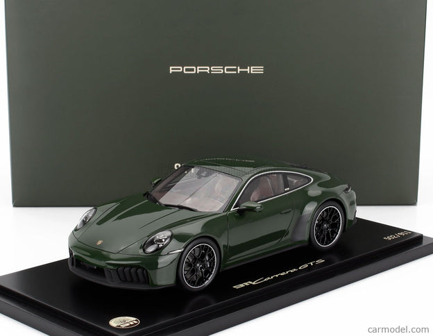 Porsche 911 992-2 Carrera GTS Coupe Cuarenta Edícia 2024 1:18 Spark Model zelená